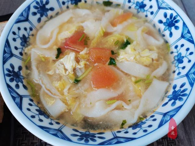 老两口的早餐,只因提前有了准备,不慌不忙地吃上丰盛的早餐