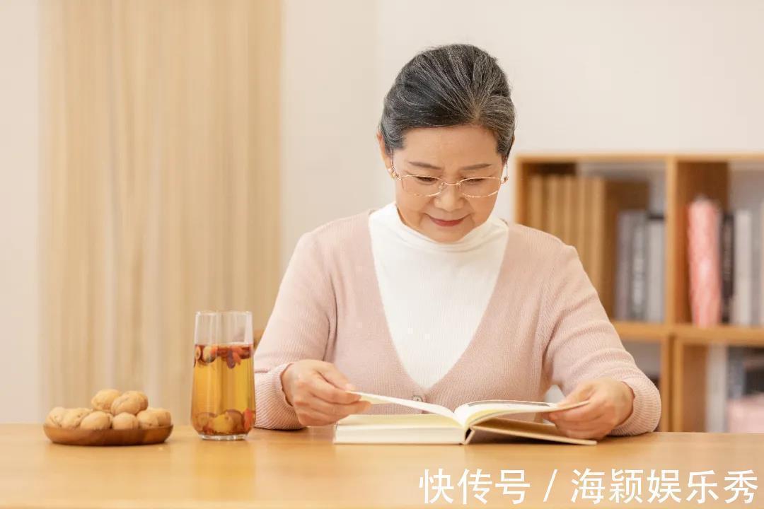 湿气|一味中药可以,除湿气、降肝火、不便秘,每天两次!