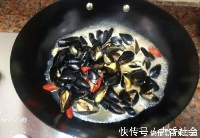 蔬菜|被误认为是蔬菜,其实一种海鲜,比海带便宜,比鲍鱼好吃