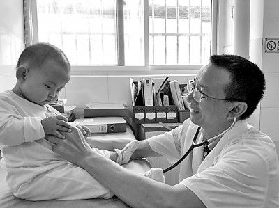 死亡|每年约7000名儿童因用药不当死亡 儿童用药难题如何破?