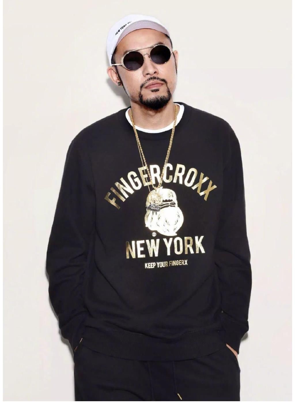 谢天华|《披荆斩棘的哥哥》，一桌子山珍海味和几粒老鼠屎