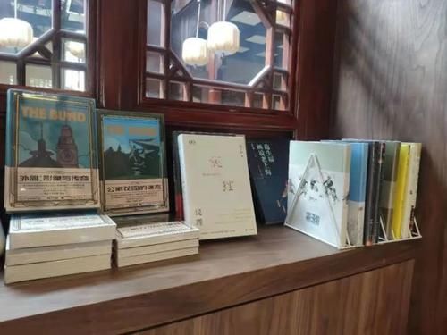 实探！从大隐书局的窗口能够欣赏到豫园的美景