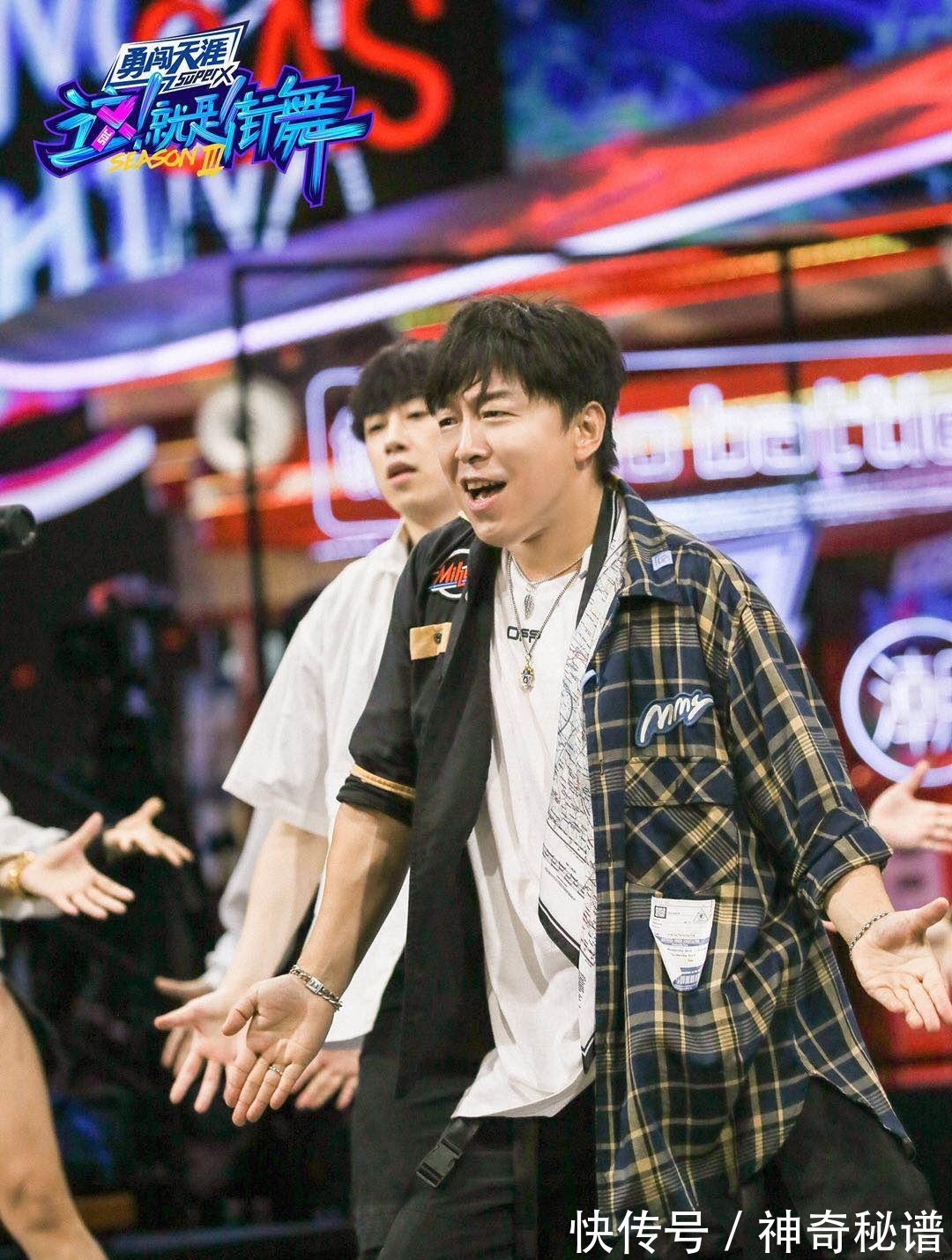 赛制|《街舞3》大神抱团保暖,最大混在出现,成为首位失误却成功晋级