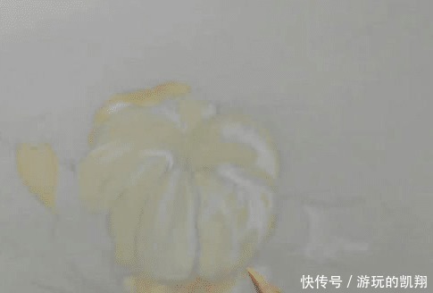 小哥|美术生用铅笔挑战画桔子，成品以假乱真让人叹服：别拿真桔子骗我