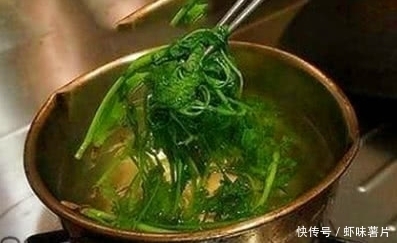 香菜煮水好处多多,但是喝时需注意这几个禁忌,快点看看吧