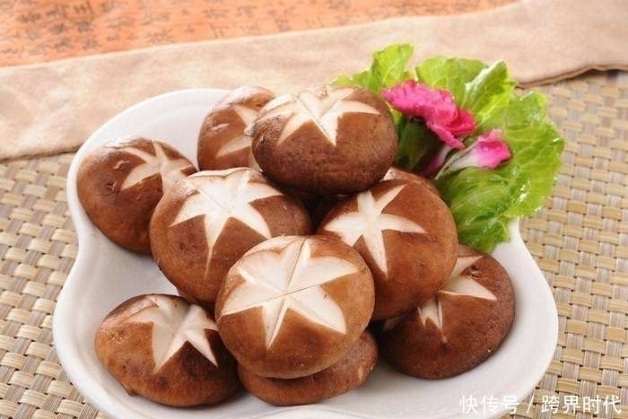 五种人|香菇好吃营养,但医生提醒,这五种人一口都不能吃,有的赶紧改掉