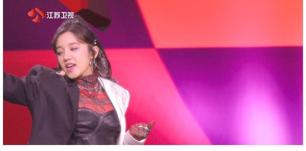 \u0026弦|宋雨琦&弦震撼合作绝绝子,梦幻联动刷新虚拟场景天花板