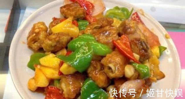 土豆烧鸡|美食推荐爆炒千叶豆腐，青豆炒黑椒牛肉粒，菠萝排骨，土豆烧鸡