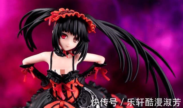 展览柜|感叹能够做出如此逼真的手办时,看到工匠的手,直接秒懂