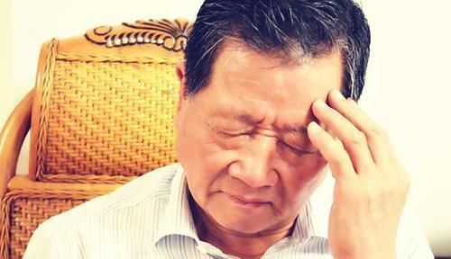 身上有个“排毒窝”，隔三差五拍一次，经络通