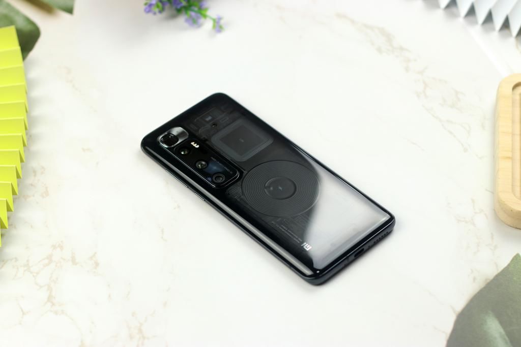 放心|雷军彻底放心！小米旗舰销量突破800万台，高端市场稳了？