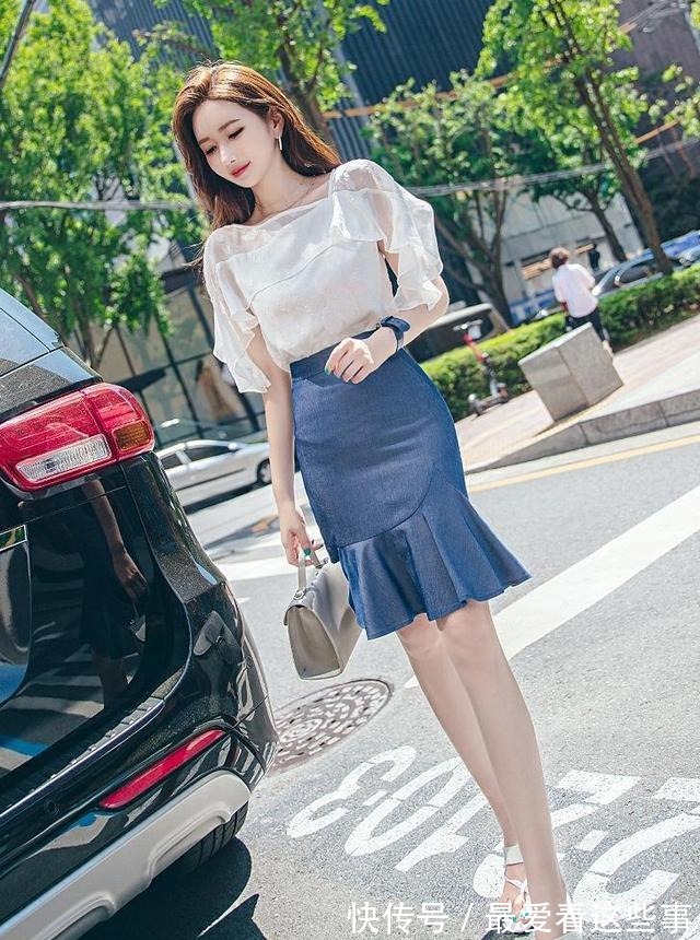 上衣 短袖雪纺上衣搭配牛奶鱼尾包臀裙,穿搭出小清风的感觉!