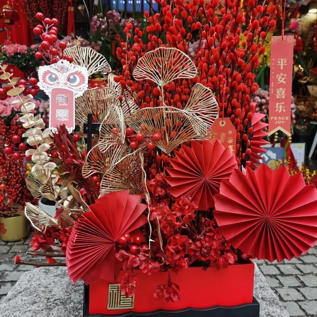 花市散发浓浓年味，这家店天天上新“应景”花！