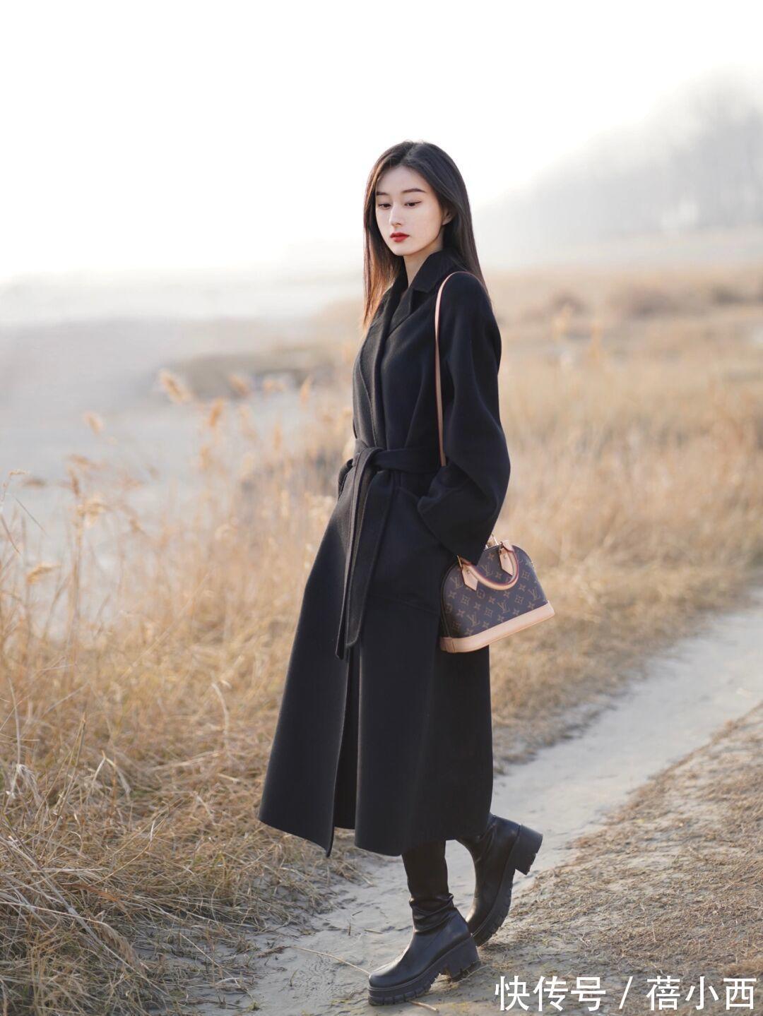 贝雷帽 冬天穿搭进入瓶颈期?学习时髦精们这样穿大衣,轻松展现潮流感