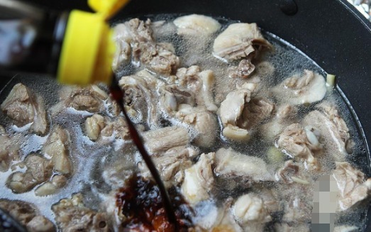  要多吃这肉，营养高于猪肉和鸡肉，滋补不上火，全家都爱吃