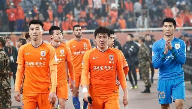 石家庄永昌|年仅23岁三夺联赛冠军,场外丑闻不断,中国加图索崔鹏