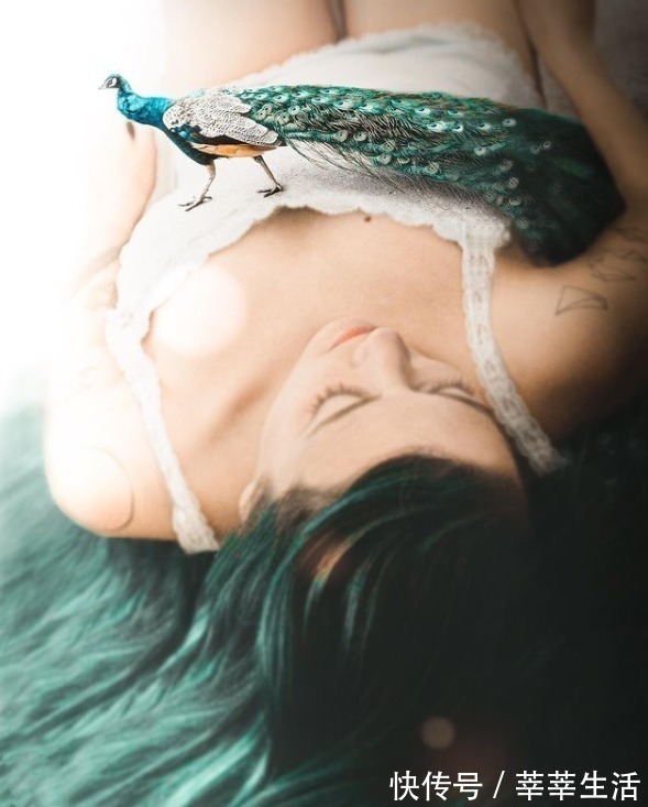 画板@这位好“色”的艺术家,拿大自然当画板,引11万人“想入非非”!