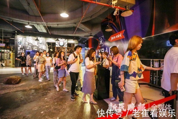 微笑|上班族夏日夜生活新陣地 春秋航空7月“微笑年”脫口秀火熱來襲