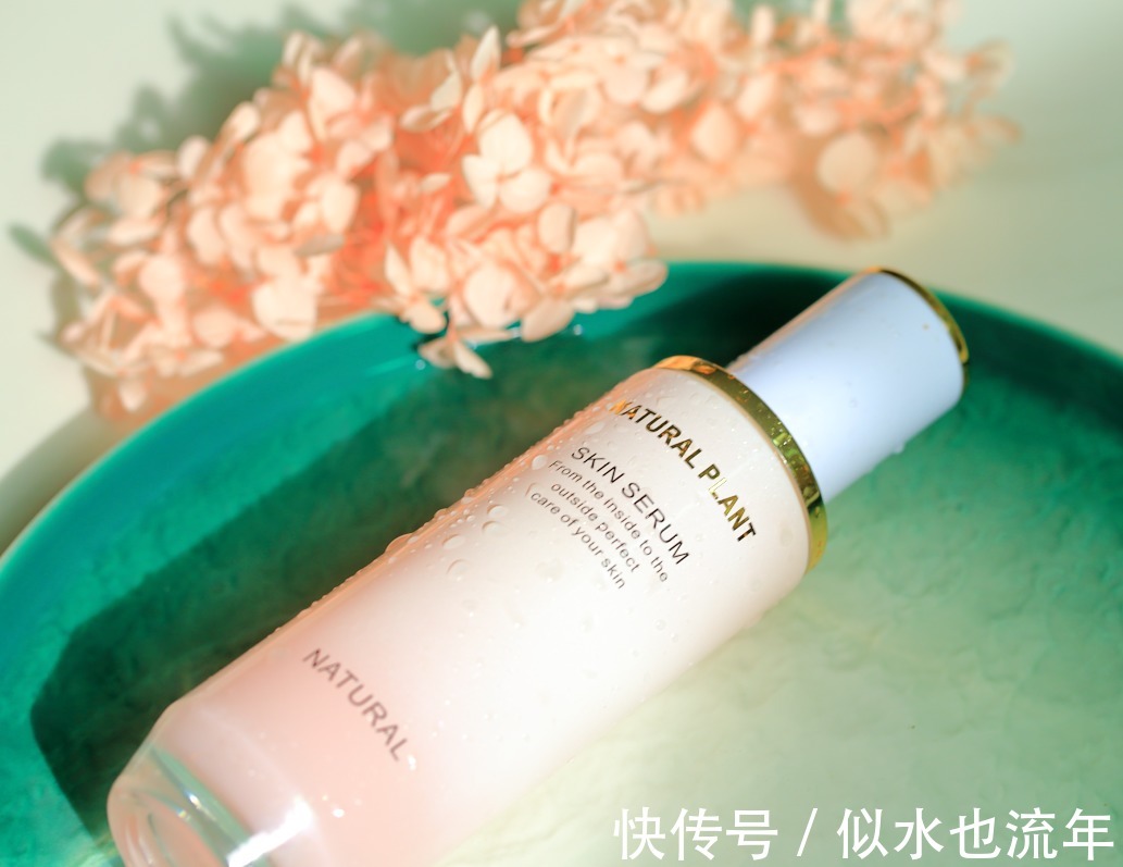 化妆棉|这些爽肤水每一款都是经典好物,有效补水保湿美白,给予肌肤湿润