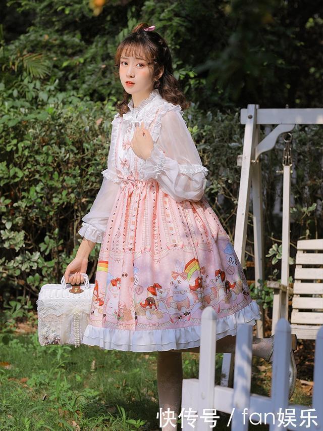 女生脸上有这些特点,说明你很适合穿洛丽塔,我只中了一个