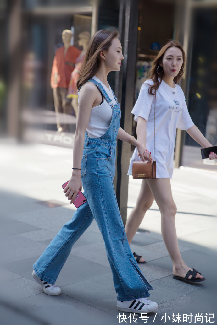 街拍|成都街拍,简单搭配打造小清新的即视感