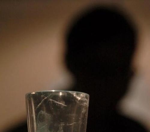 误认为|国宝差点扔掉!2200多年战国水晶杯,刚出土被误认为现代玻璃杯