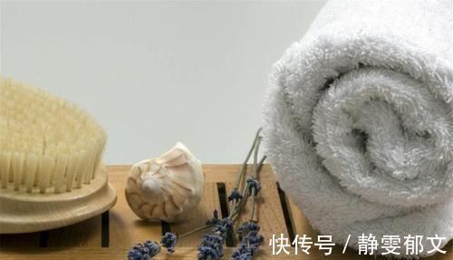 乳汁|母乳路上碰见“乳头皲裂”,疼到每次喂奶都是煎熬,如何缓解