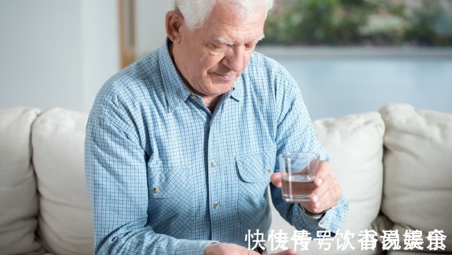 海鸭蛋|5种适合中老年人的零食,营养高好吸收,无聊时边吃边养身