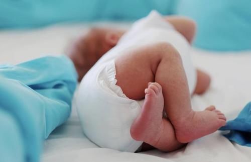 足部|孩子到底要不要'光脚'?儿科医生给出答案,父母:知道太晚了