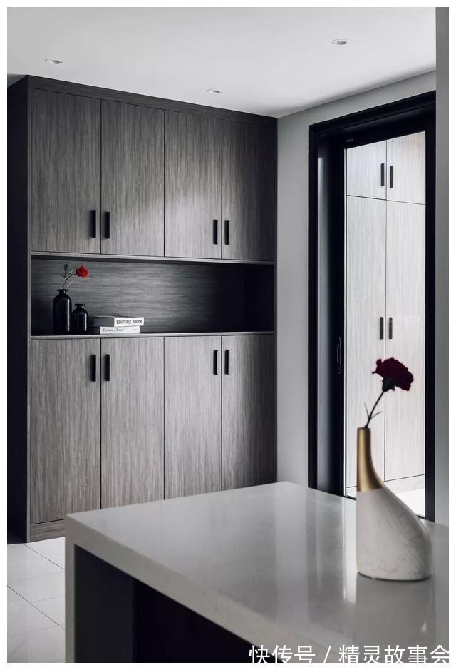 极简|看了他150㎡的家,完全被迷住,这才是大平层该有的高级质感!
