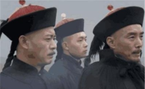 清朝海军士兵|留学生在日本意外发现中国烈士墓,墓碑刻字引争议,揭开百年历史