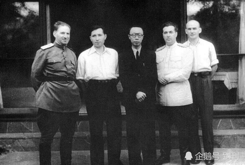 回忆往事|溥仪在监狱的时光，应付各种采访，回忆往事