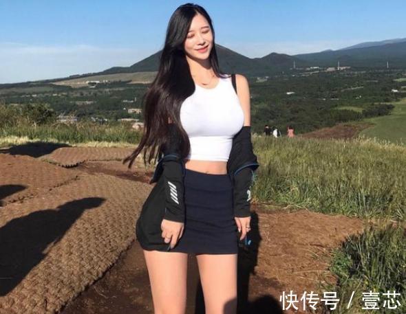 海贼王|韩国女模被称“海贼王女帝”,颜值身材双在线,健身让她魅力十足