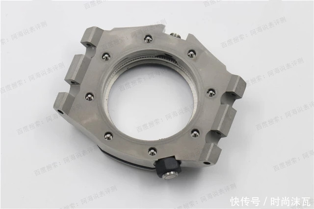 八角表壳爱彼皇家橡树爱彼15703拆解评测