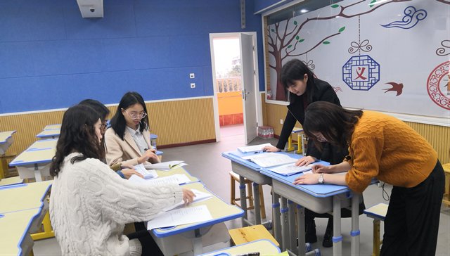 热烈祝贺汉渝路小学甘雨老师在2021年重庆市小学英语优质课竞赛中荣获一等奖