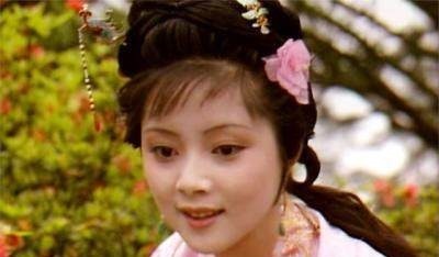 一字之差,贾元春为什么喜欢薛宝钗而冷落林黛玉