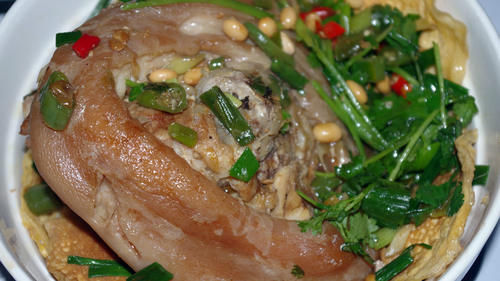 凉拌海带|朋友来家吃饭，一桌硬菜不吃，光吃青菜，吃完了一盘，还要再来一盘