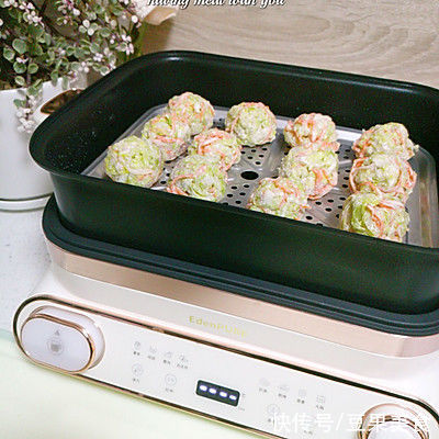 软嫩鲜香～蔬菜蒸肉丸这样做最好吃，你之前做对了吗？