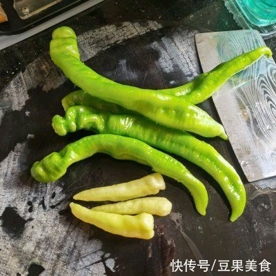 白米椒|有了它干掉两碗饭不是事！超下饭的辣椒炒肉