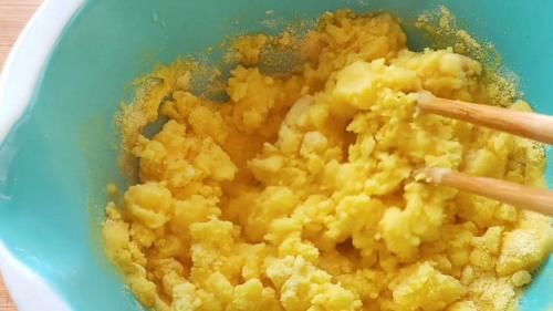 玉米面|玉米面百吃不厌的做法，我家隔几天就做一次，营养健康还美味