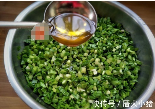 韭菜饺子|韭菜饺子,怪不得不鲜香,全靠它来提味,胜过肉馅,不知道可惜了