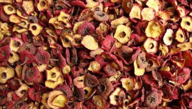 清肠排毒|山楂加一宝泡水喝,每天一杯,排出黑臭宿便,和大肚腩说拜拜