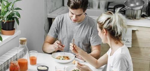 减肥成功|减肥的人注意吃这3种主食，热量堪比“喝油”，别再傻傻忽视了