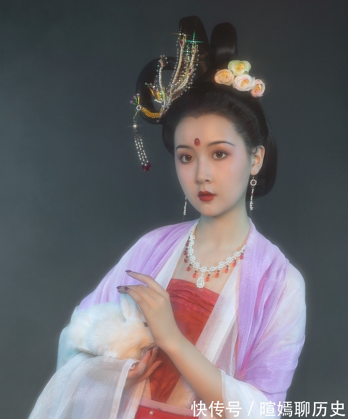 七绝!月·七绝·十首丨思君不忍音尘断,玉兔蟾光两渺茫