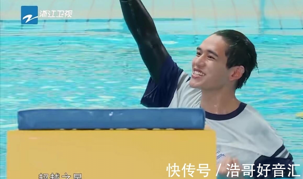 懲罰|黃旭熙和蔡徐坤的對話暗示了他在跑男無可替代的地位,難怪能常駐