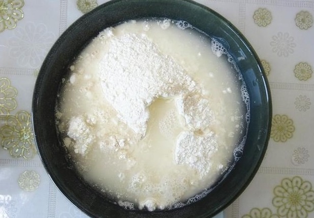 1个鲜桃1碗面,10分钟做成早餐饼,暄软香甜,特好吃,孩子最爱