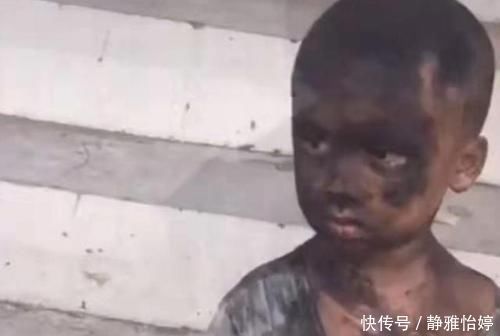 放学|幼儿园放学,俩“煤球”一直无人认领,亲妈崩溃足足找了10分钟