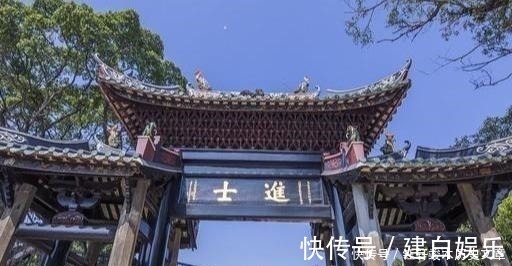 下棋!你知道“观棋不语真君子”的下半句吗它才是经典,道破做人真理