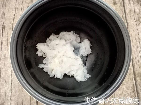 朵形|“穷人的燕窝”是它,女人2天吃1次,皮肤光滑,45岁似少女!