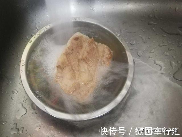 三层肉|扣肉要做得好,三道程序少不了,一煮、二炸、三蒸